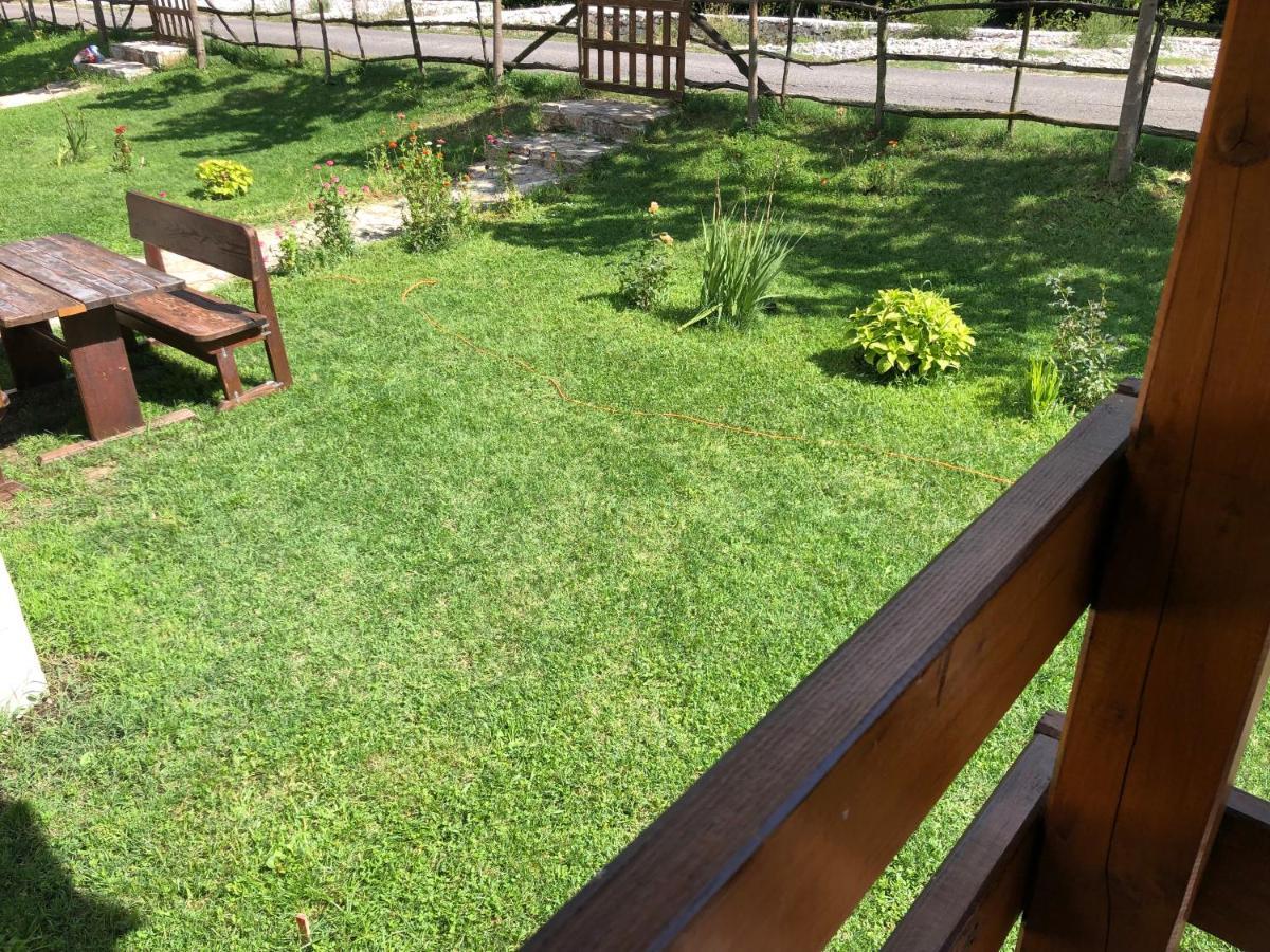 Orahovo Cottages Virpazar Extérieur photo