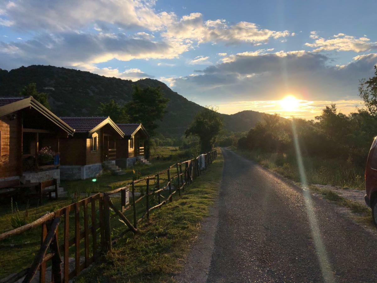 Orahovo Cottages Virpazar Extérieur photo